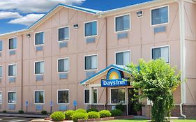 Days Inn Dyersburg